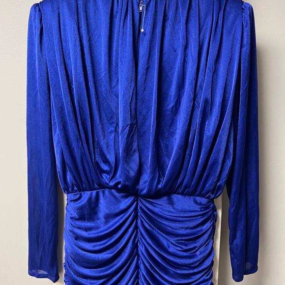 Dress - Picture 7 of 7